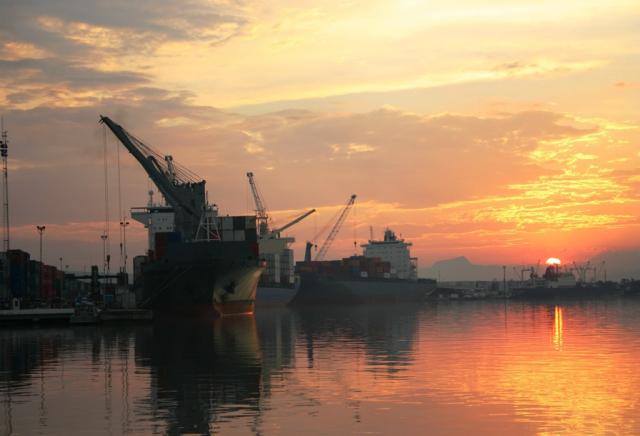 Brazil runs USD 1.5 bn trade surplus