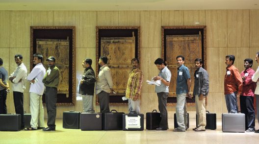 Sauditas usam novas tecnologias no controle de imigração