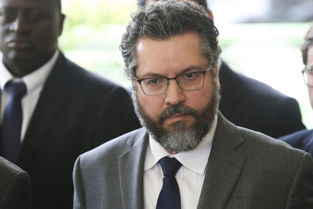 Ernesto Fraga Araújo será chanceler a partir de janeiro