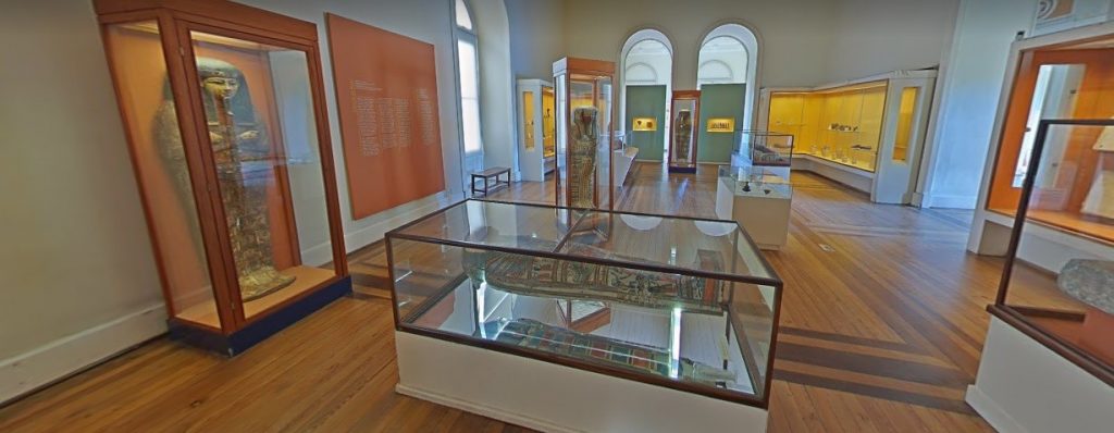 A plataforma foi produzida em colaboração com a Universidade Federal do Rio de Janeiro (UFRJ) e o MEC