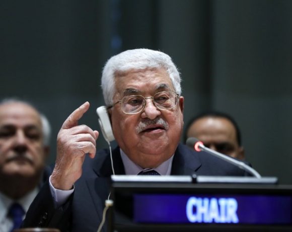 O presidente da Palestina, Mahmoud Abbas, ao assumir a presidência do G77