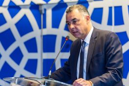 Embaixador do Egito dá palestra em evento empresarial em SP