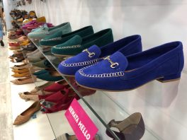 Empresa de Dubai compra 7 mil pares de sapatos na Couromoda