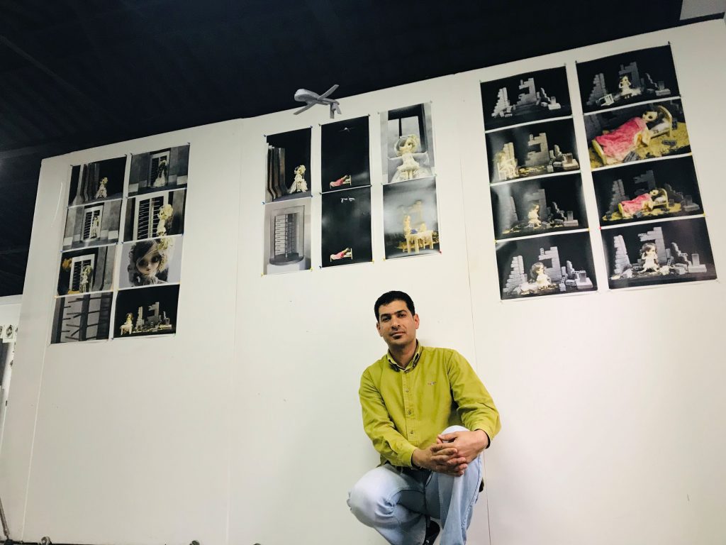 Photos show daily life without electricity in Gaza