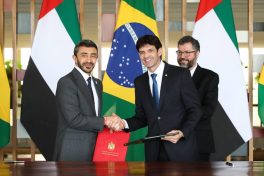 Emirados e Brasil firmam acordo para fomentar turismo