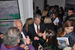 Príncipe brasileiro expõe fotos no Cairo