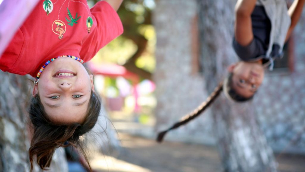 Imagem da exposição Faces do Refúgio, sobre refugiados