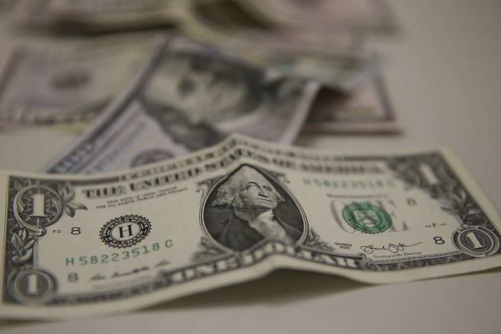 Fluxo cambial ficou negativo em abril de 2019