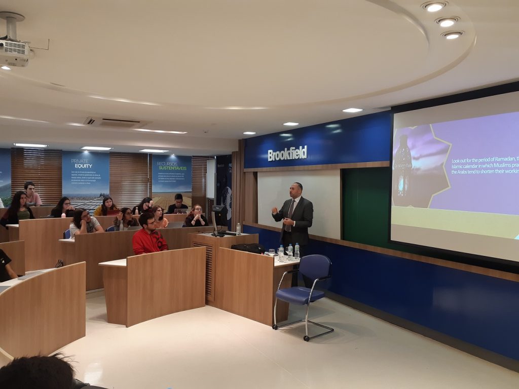 Mansour deu palestra para alunos da FGV