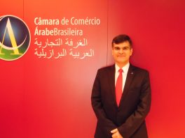 Câmara Árabe e Apex discutem renovação de parceria