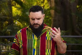 Influência sufista marca novo álbum de blues de brasileiro