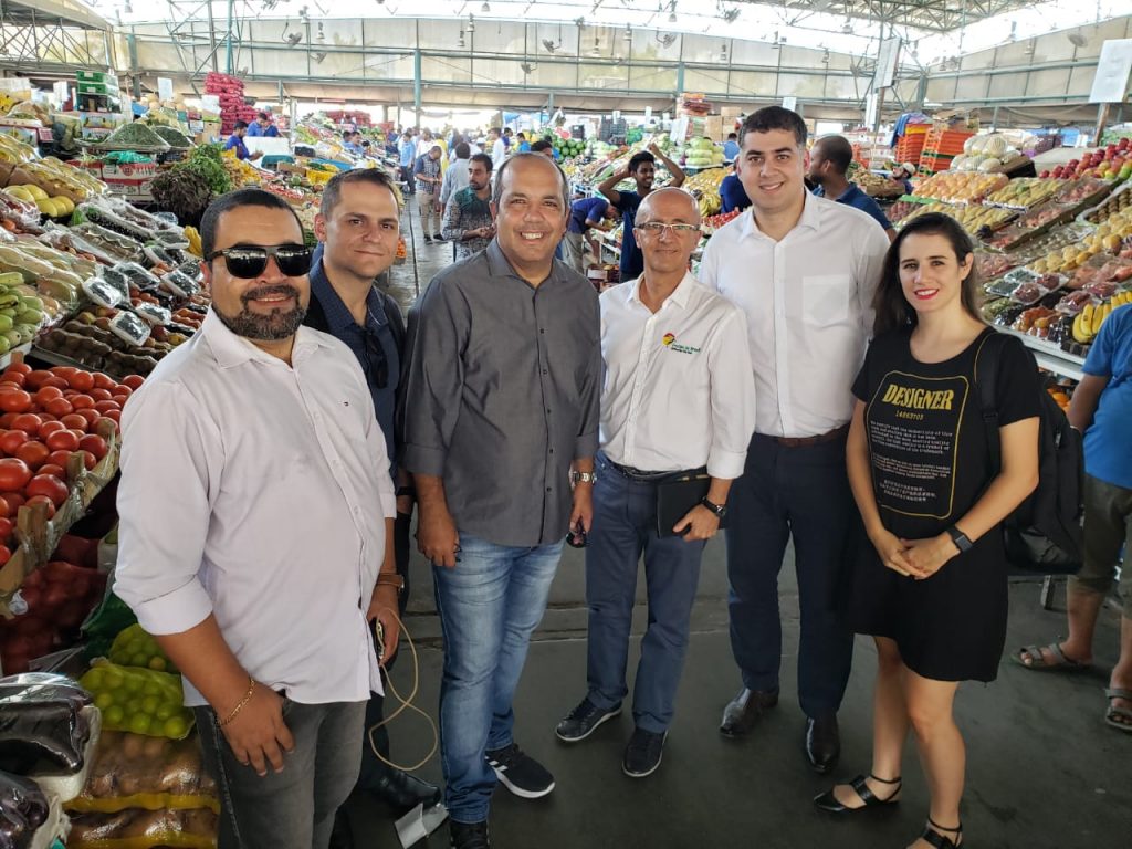 Empresas brasileiras que são parte do projeto 'Frutas do Brasil' estão nos Emirados prospectando mercado