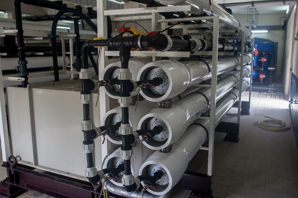 Exemplo de usina de dessalinização de água na Ilha de Bora Bora, na Polinésia Francesa