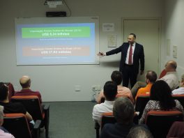 Arab Chamber presents initiatives to footwear industry