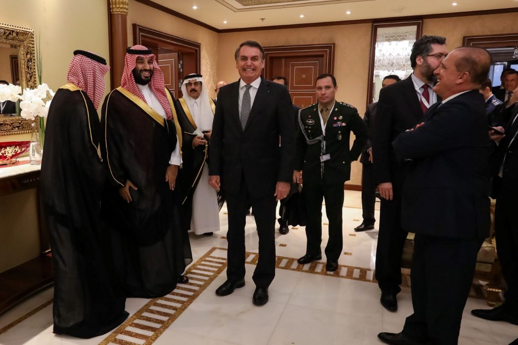 O saudita Mohammmed Bin Salman recebeu Bolsonaro em Riad