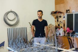 Palestino Abdul Katanani faz residência artística no Brasil