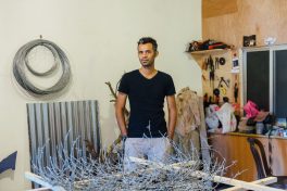 Palestino Abdul Katanani faz residência artística no Brasil