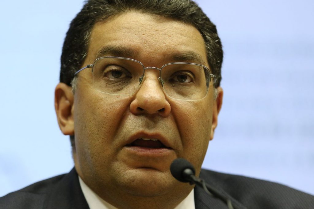 Primary deficit to be narrower than expected Mansueto: déficit primário vai ficar abaixo da meta