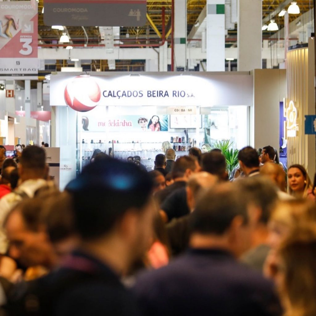 Comprador líbio busca novas marcas de calçados no Brasil