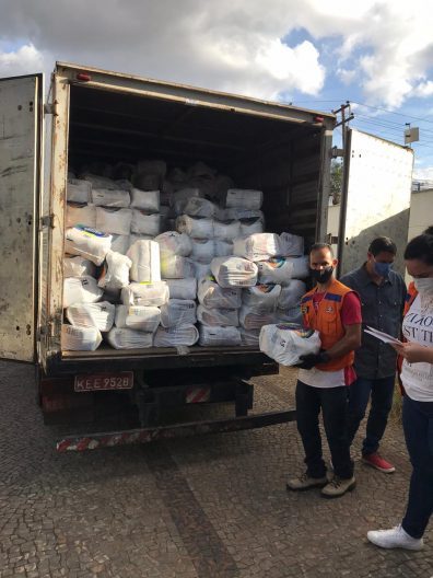 Embassy of Kuwait donates 575 food kits in Brasília