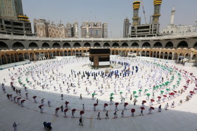 Hajj 2020: 1,000 pilgrims, face masks and distancing