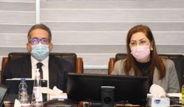 Receita gerada pelo turismo no Egito caiu 67% em 2020