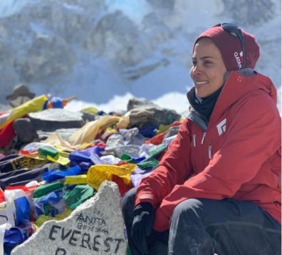 qatari woman everest