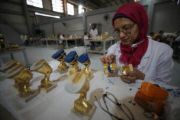 Open The First Factory To Reproduce The Antiquities