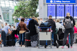 Security personnel demonstrate at Düsseldorf airport