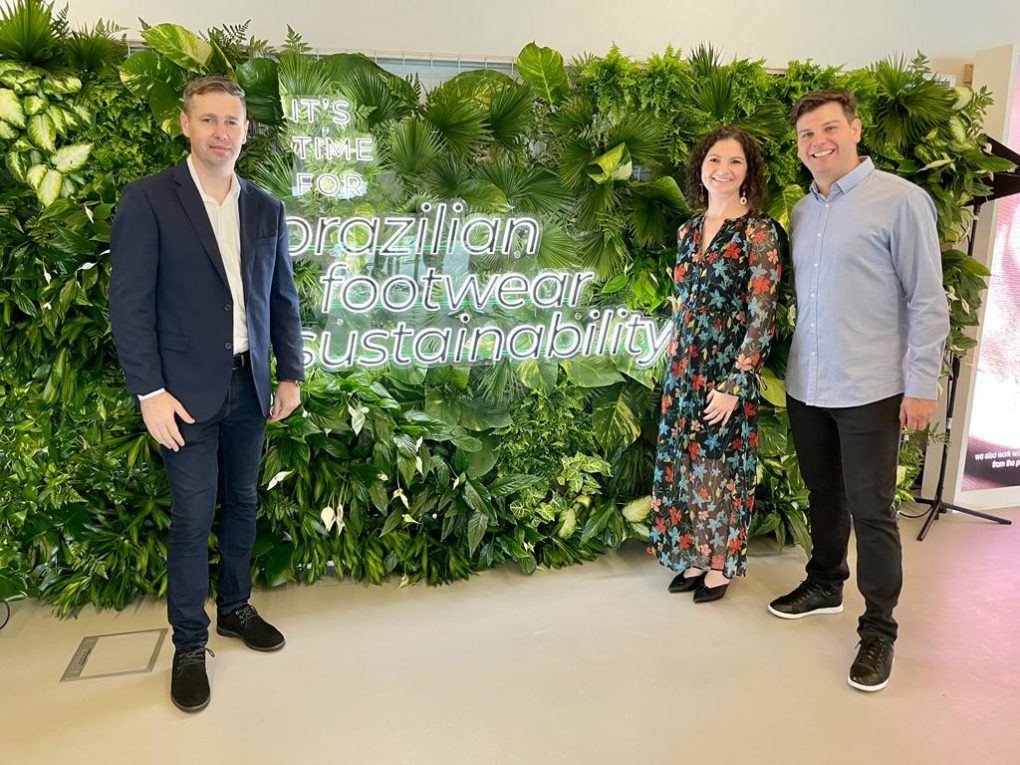 81745ed4-766d-4523-9489-c996e98c2a5e