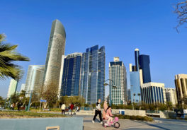 UAE, the country of trade and tourism in the Middle East