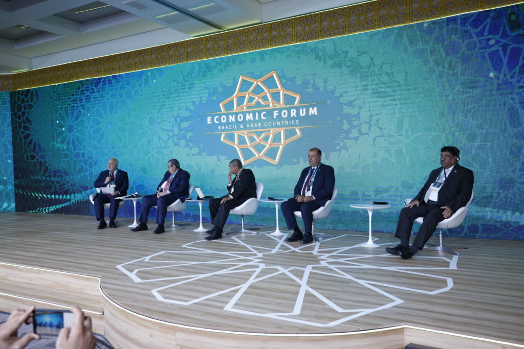 Relação Brasil-árabes tem potencial estratégico inexplorado