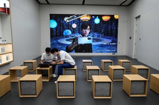 CHINA-ECONOMY-HUAWEI