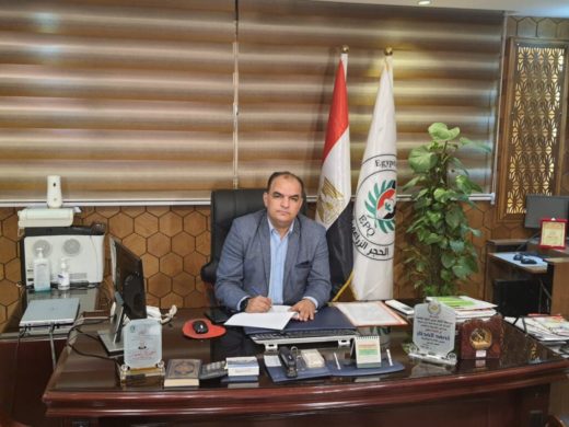 ال دكتور أحمد العطار