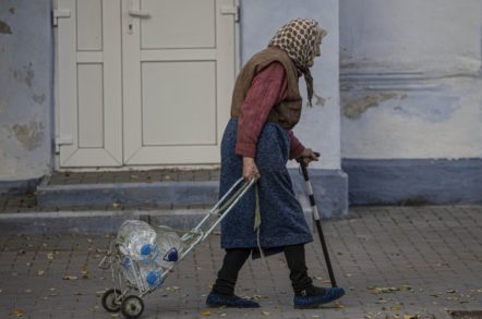 UN warns of risk of global water crisis