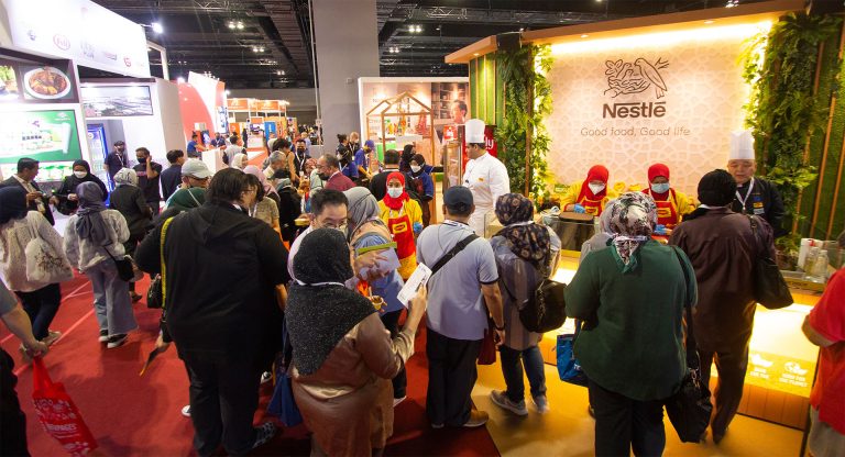 Em feira da Malásia, Brasil busca mercado halal