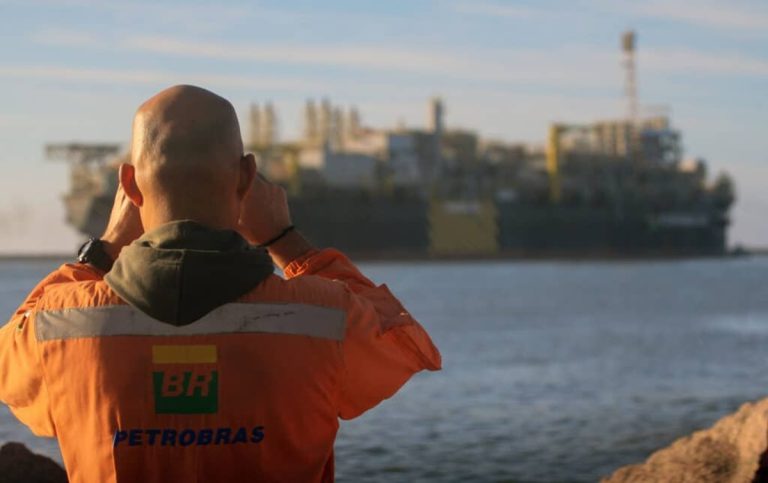 Petrobras tem lucro líquido de R$ 124,6 bilhões