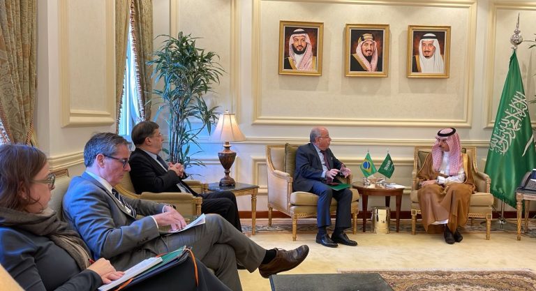 Brazilian FM discusses investment in Saudi Arabia