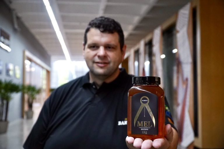 Honey firm Barrufi reshapes business for halal Cleber Camargo: Honey brings the uniqueness of each blossoming