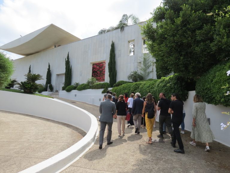 Guided tours to Brazilian ambassador's residence were inaugurated last year