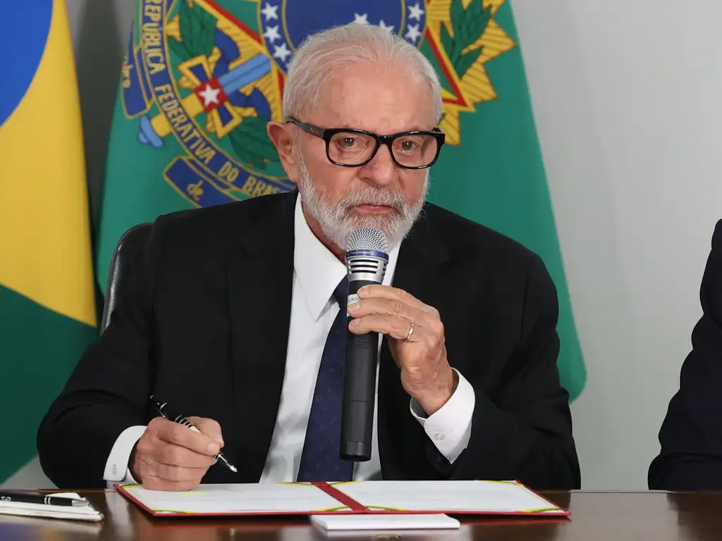 Lula: assistência de vizinhos e condolências foram oferecidas por diversas nações ao presidente do Brasil