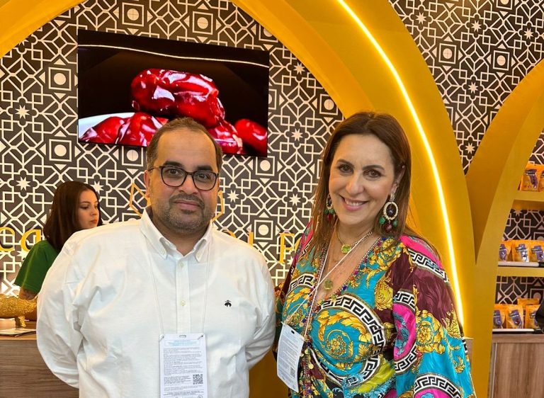 Al Mansoori and Julia de Biase: Promoting dates from the UAE at the APAS Show 2024