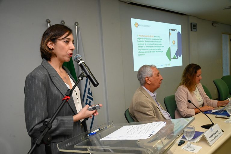 فرناندا دانتاس، مديرة المشاريع الدولية في الغرفة التجارية العربية البرازيلية: ترغب الشركات المشاركة في مبادرات تضعها في اتصال مع عملاء الحلال.