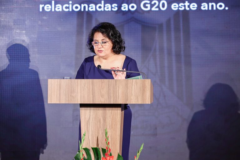 Embaixadora Mai Taha Khalil discursou para os convidados durante recepção