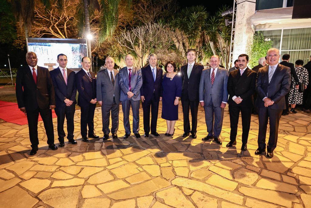 Arab and Brazilian diplomats and officials