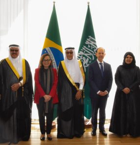 Comitiva parlamentar da Arábia Saudita