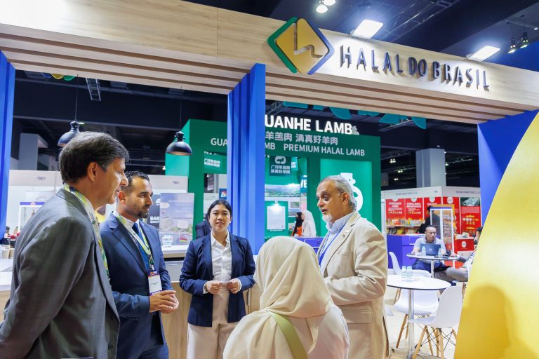 Mourad (L) at the Brazil booth during the show: The event is an opportunity to open markets and explore business prospects