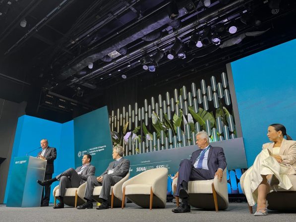 Evento da CNI abordou a transição energética, o papel da indústria neste processo e a organização da COP30