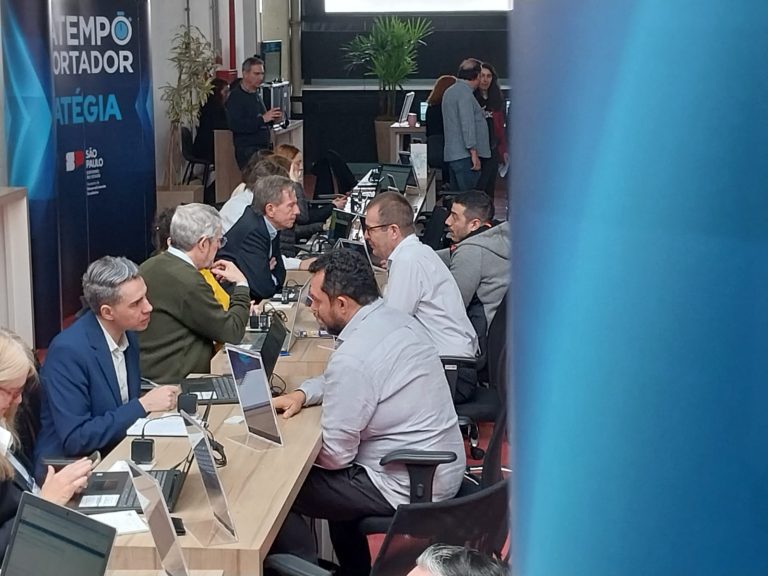 Poupatempo do Exportador reuniu empresas e prestadores de serviços voltados para a exportação