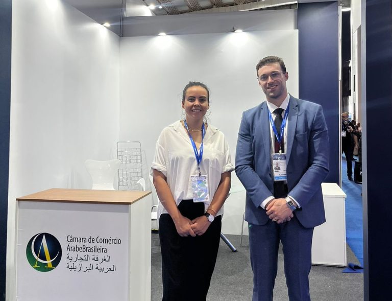 Arabs shine at BID Brazil defense exhibition Fernanda Baltazar and Bayram Nofal represent the Arab-Brazilian Chamber at expo in Brasília